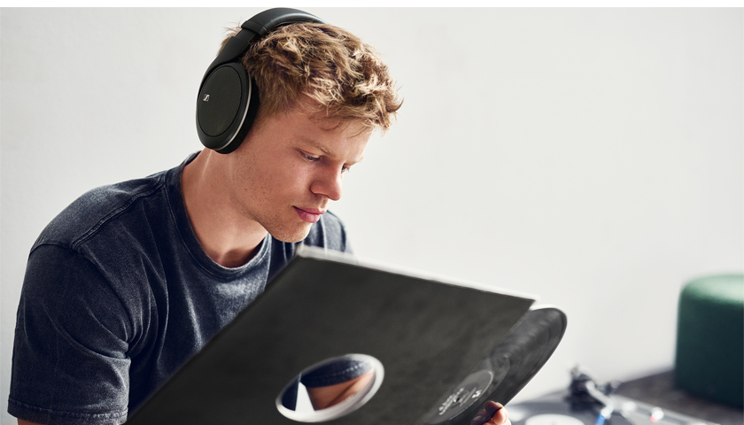 Полноразмерные наушники Sennheiser HD 550 Black купить в Москве